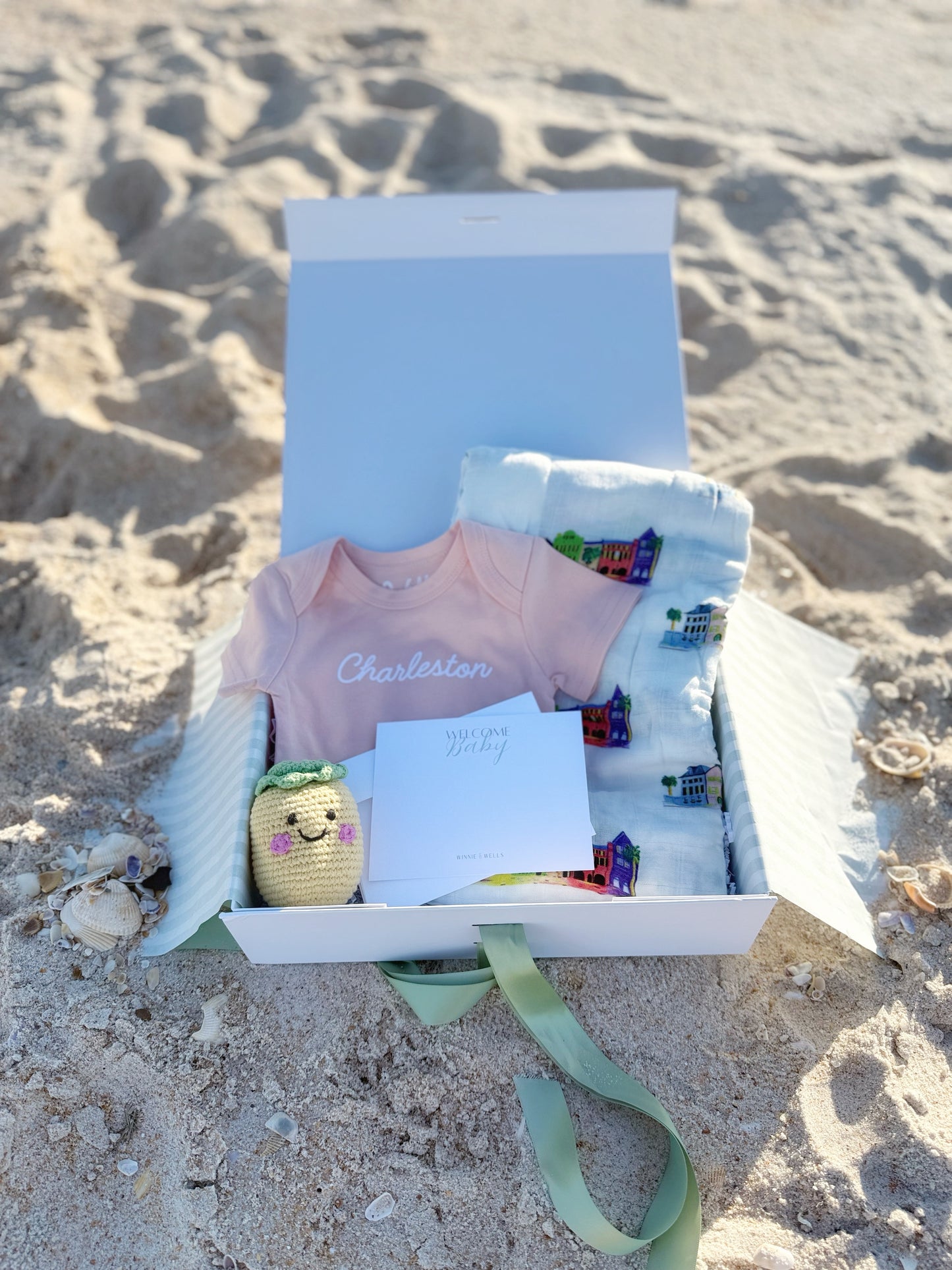 The Charleston Gift Box - Petite